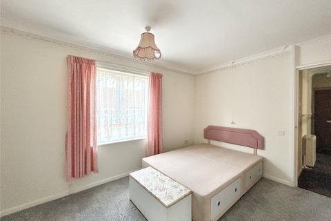 undefined, Fountain Court, Westbury