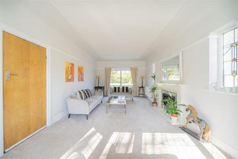 4 bedroom detached house for sale, Barnston Road, Heswall, Wirral