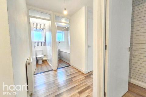 undefined, Chesterton Close, Ipswich