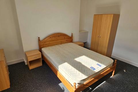 undefined, 14 Wellington Street, Luton LU1