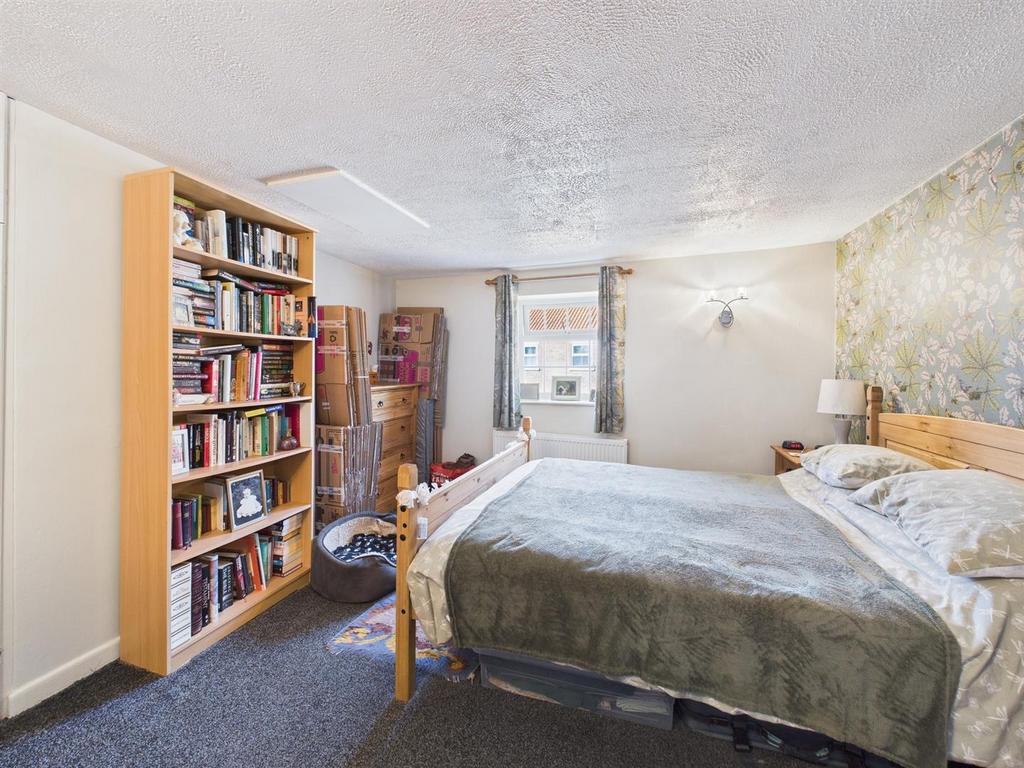 Bedroom: