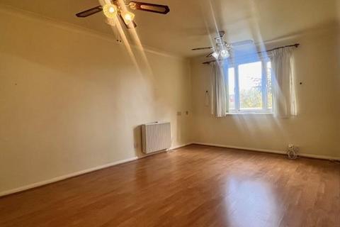 1 bedroom retirement property for sale, Limewood Court, Beehive Lane, Ilford