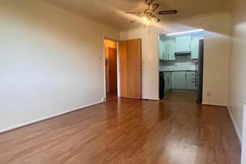 1 bedroom retirement property for sale, Limewood Court, Beehive Lane, Ilford