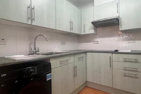 1 bedroom retirement property for sale, Limewood Court, Beehive Lane, Ilford