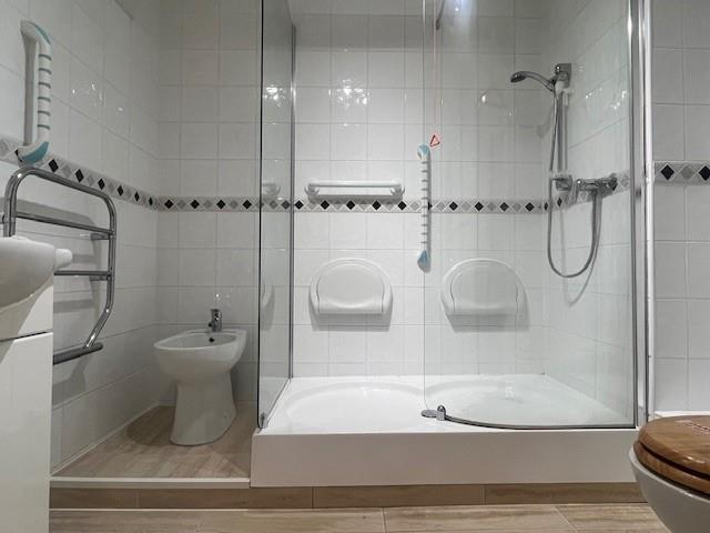 Bath.jpg
