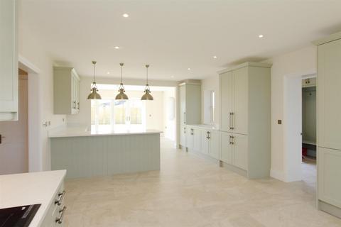 undefined, Salisbury Road, Palestine, Andover