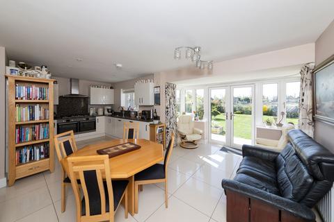 4 Brind Close, Steventon, Abingdon, OX13 6FG