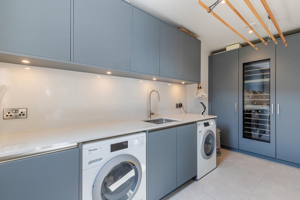B 22 - 11 Charles Court Lympstone - 250404