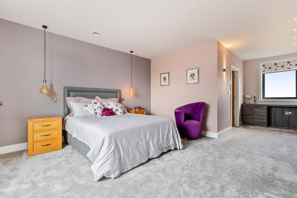 B 36 - Charles Court Lympstone - 250404