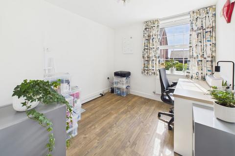 32 Gerway Close, Ottery St Mary, EX11 1GL