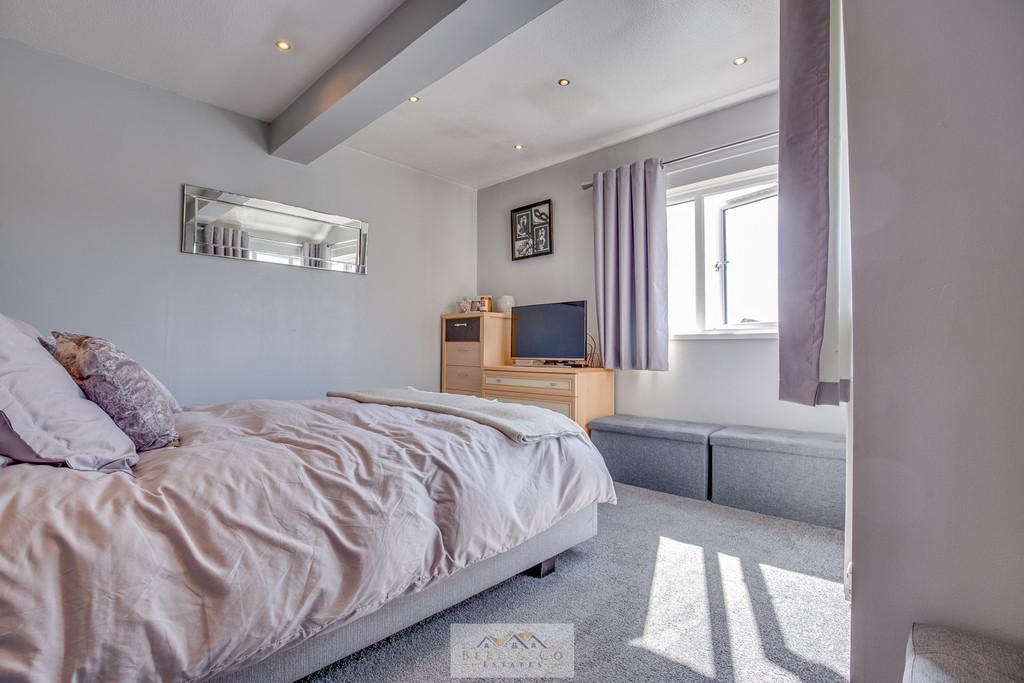 Bedroom 2.1