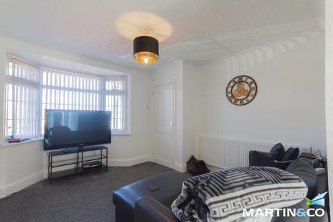 3 bedroom terraced house to rent, Bodenham Road, Oldbury, B68