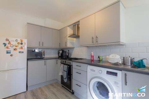 3 bedroom terraced house to rent, Bodenham Road, Oldbury, B68