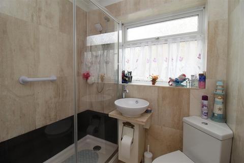 32 Hampton Close, Herne Bay, CT6 8BZ