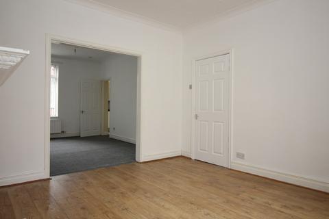 3 bedroom terraced house to rent, 31 Bell Street, Bishop Auckland