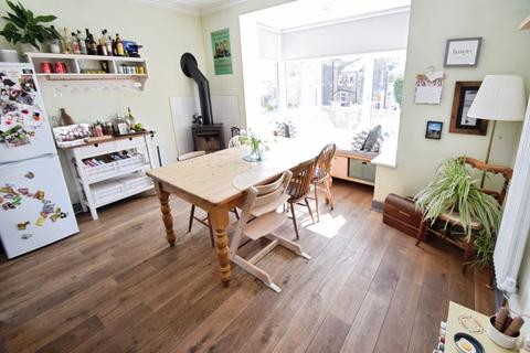 3 bedroom semi-detached house for sale, Springswood Road, Bradford BD18