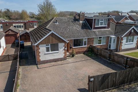 3 bedroom semi-detached bungalow for sale, Enfield Avenue, Grimsby DN36
