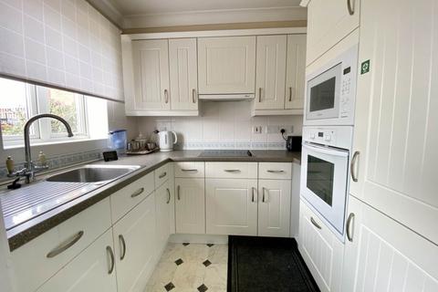 1 bedroom flat for sale, Pegasus Court, Salterton Road