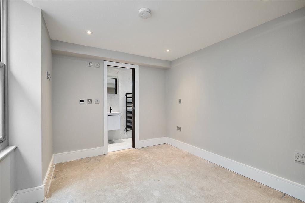 Double Bedroom