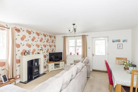 3 bedroom semi-detached house for sale, Mill Hill Road, Market Harborough