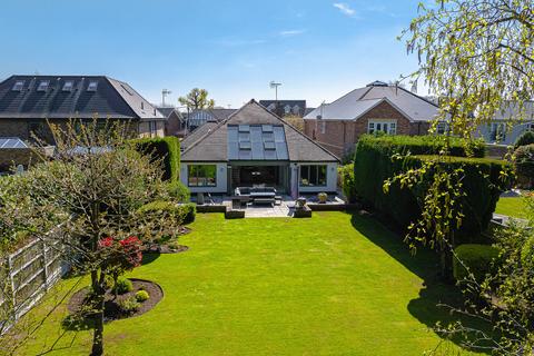 4 bedroom detached house for sale, Benfleet SS7