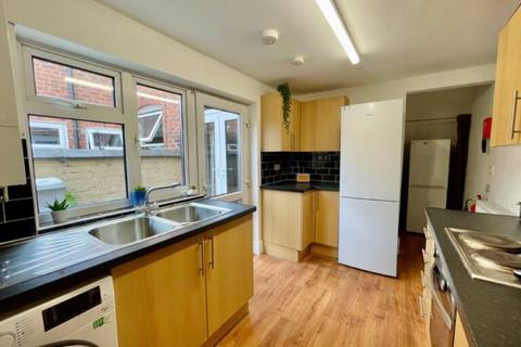15 Brookside Terrace, Hoole, Chester, CH2 3PX
