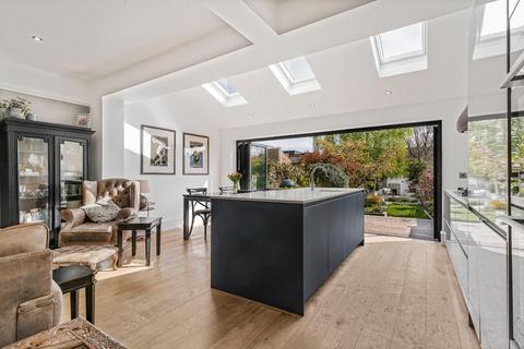 91 Cranston Road, London, SE23 2EZ