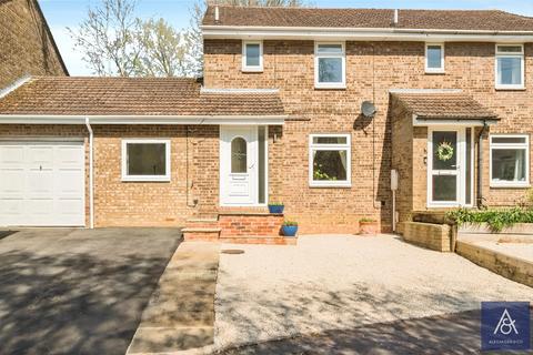 3 bedroom semi-detached house for sale, Portway Drive, Brackley NN13