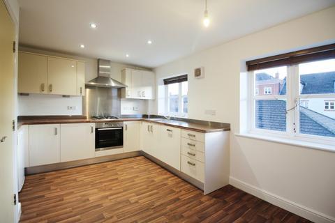 3 bedroom townhouse to rent, Upton Grange, Chester CH2