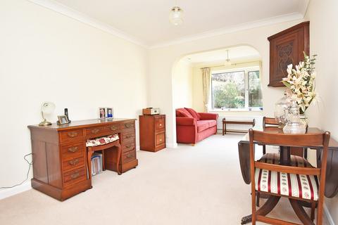 1 Belgrave Crescent, Harrogate, HG2 8HZ