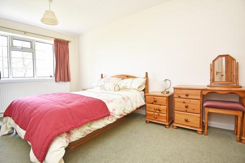 1 Belgrave Crescent, Harrogate, HG2 8HZ