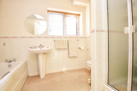 1 Belgrave Crescent, Harrogate, HG2 8HZ
