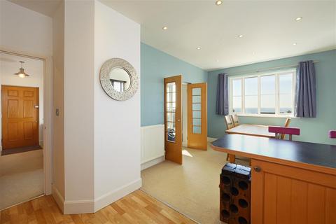 23 Lower Corniche, Hythe, CT21 5TP
