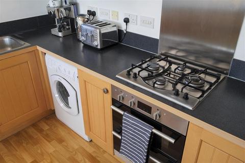 23 Lower Corniche, Hythe, CT21 5TP