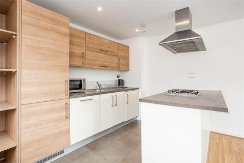3 bedroom flat for sale, William Whiffin Square, Bow E3