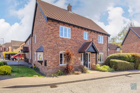 17 Bryony Way, Attleborough, NR17 1QL