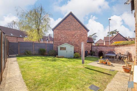 17 Bryony Way, Attleborough, NR17 1QL
