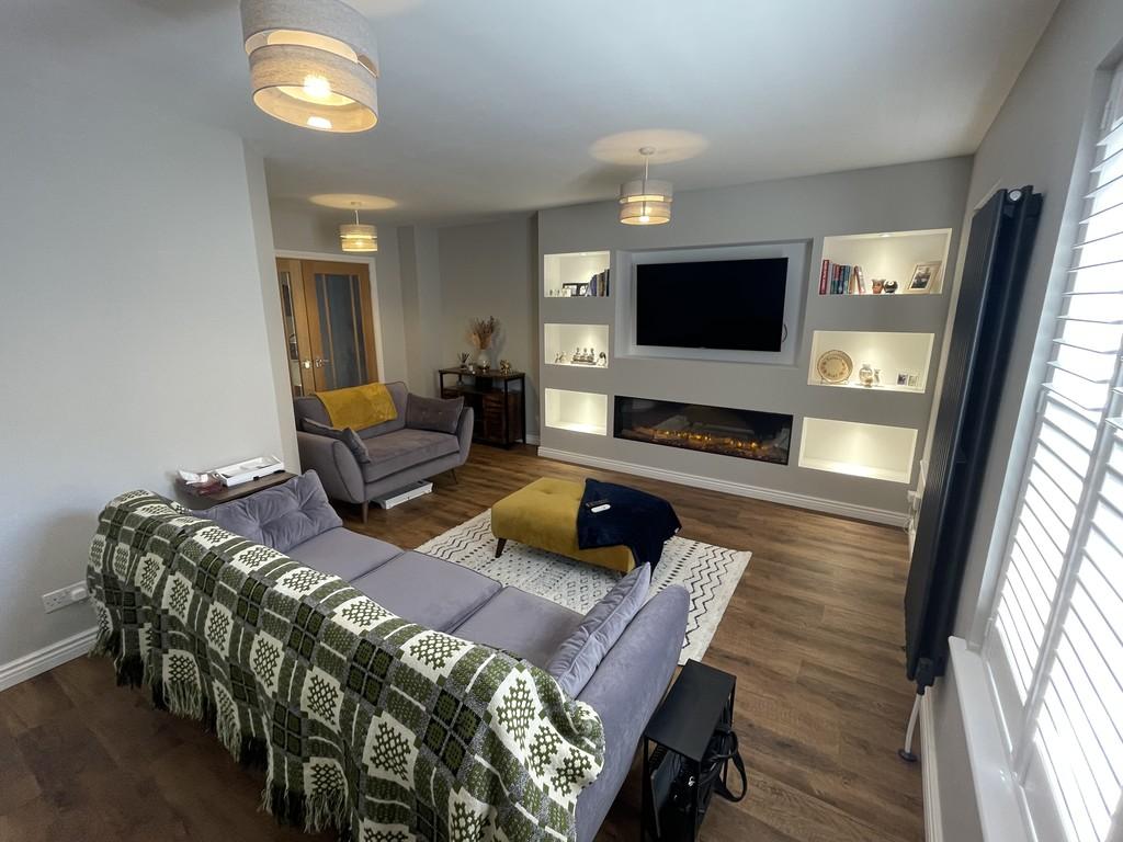 214 AQ Living Room