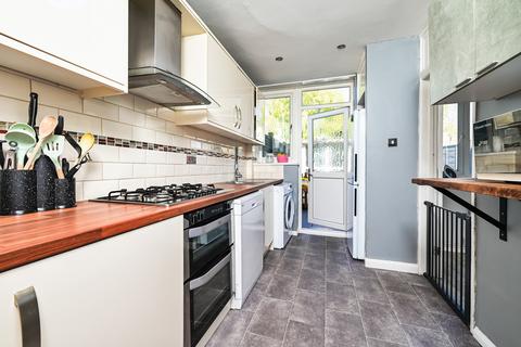 undefined, Austen Road, Farnborough GU14