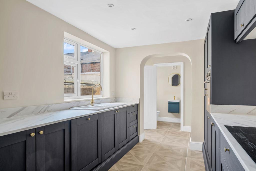 114 Faulkner Street, Hoole, CH2 3 BQ-5