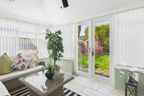 61 Brookweed, Amington, Tamworth, B77 4EA