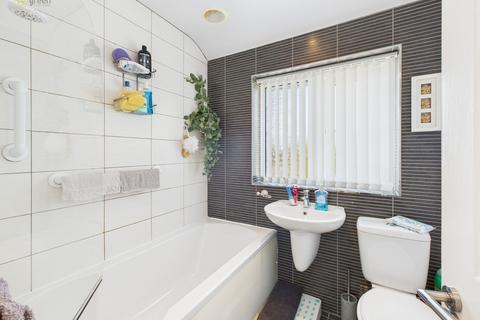 61 Brookweed, Amington, Tamworth, B77 4EA