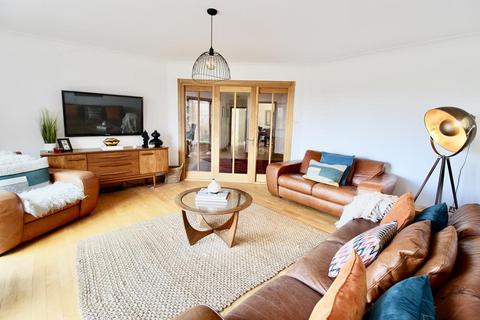 5 bedroom detached house to rent, South Deeside Road, Maryculter, AB12