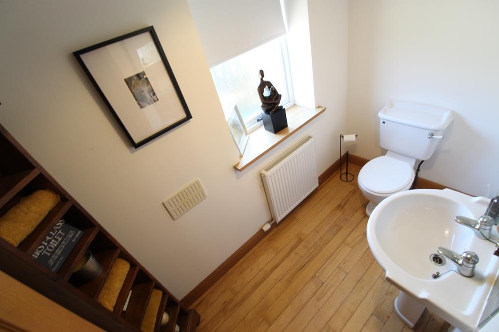 Cloakroom WC