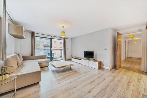 3 bedroom flat to rent, Montaigne Close, Westminster, London, SW1P