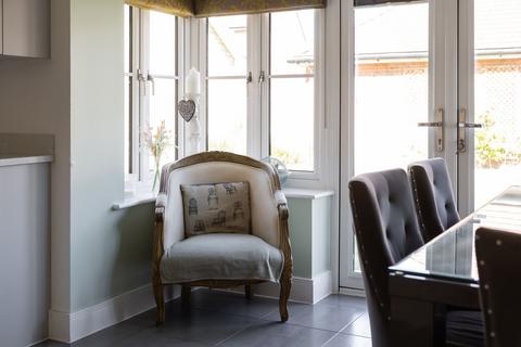 10 Harding Vale, Steventon, Abingdon, OX13 6GF