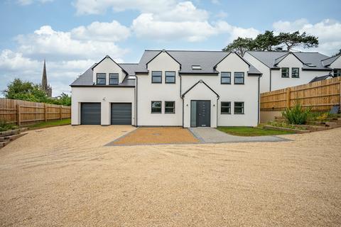 undefined, Perrys Court Lane, Ruardean