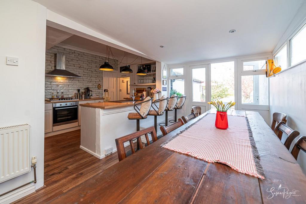 Dining/Breakfast Room