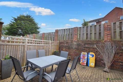 2 bedroom house for sale, Old Seaview Lane, Seaview, PO34 5EJ