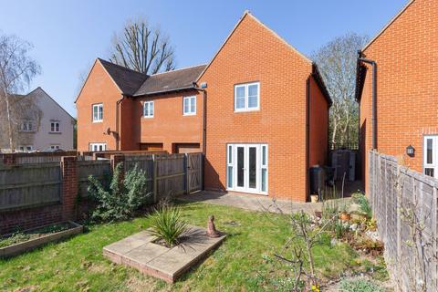 75 Hazeldene Close, Eynsham, Witney, OX29 4AZ